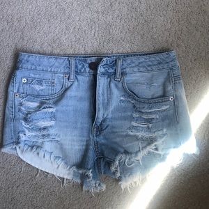 American Eagle high wasted jean shorts